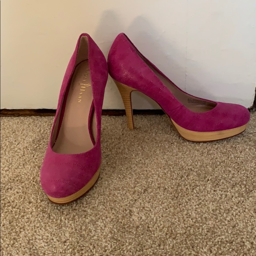 Pink snake skin suede heels